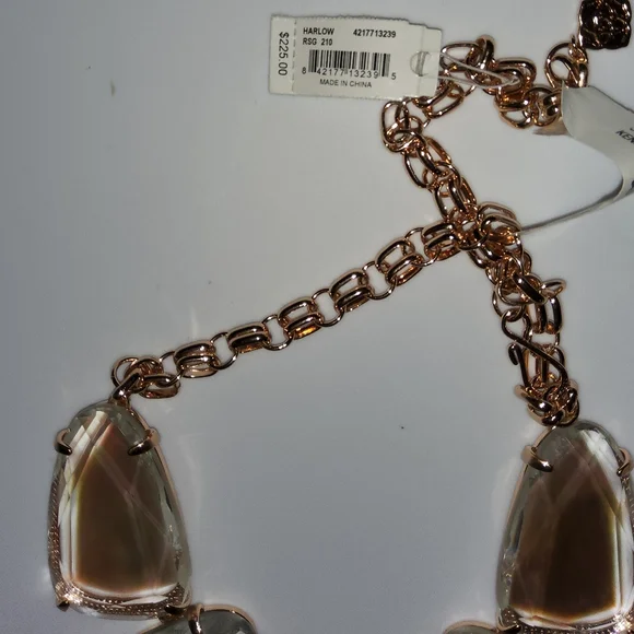 Kendra Scott Harlow Gold Geometric Necklace - Picture 3 of 3